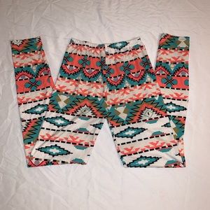 Aztec print leggings